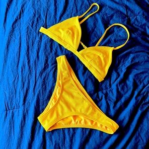 Cute yellow swimsuit! Small top, medium bottoms